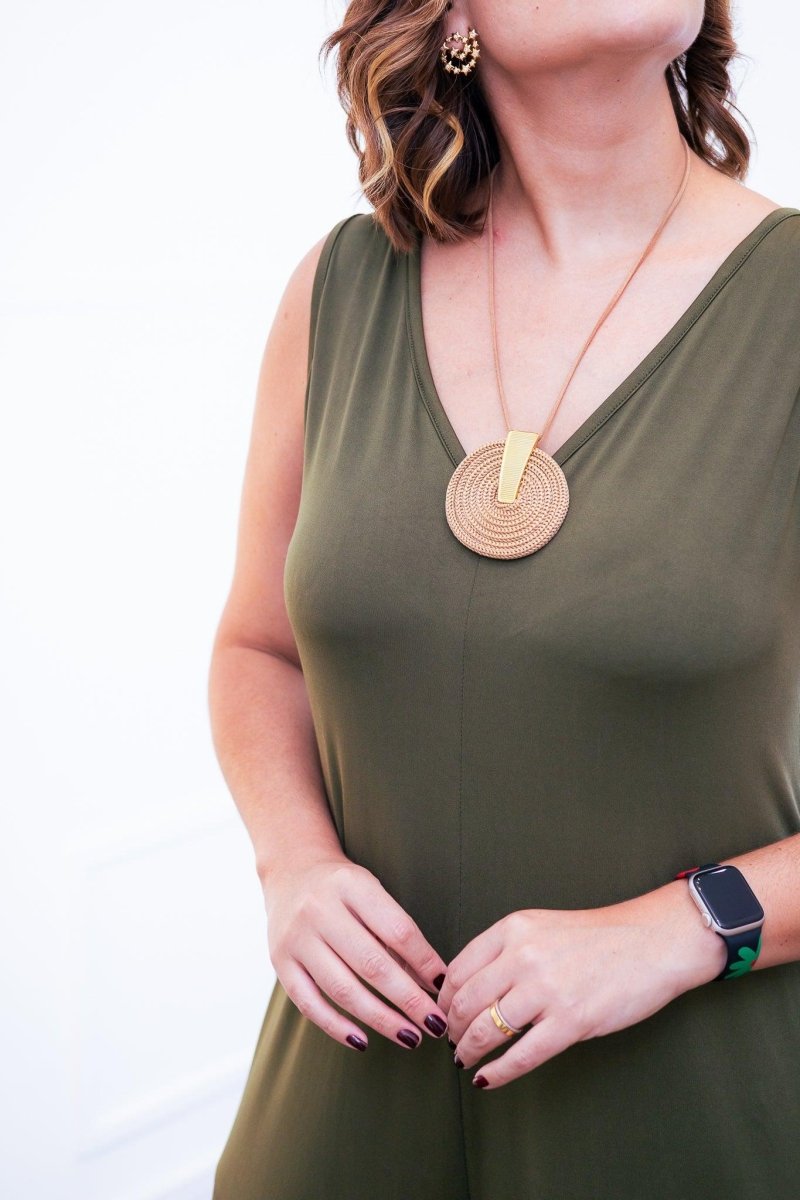 Macacão Aurora - Regata Decote V em Malha Confort