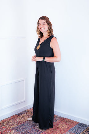 Macacão Aurora - Regata Decote V em Malha Confort