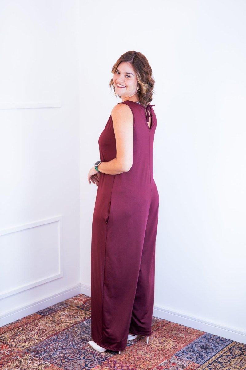 Macacão Aurora - Regata Decote V em Malha Confort