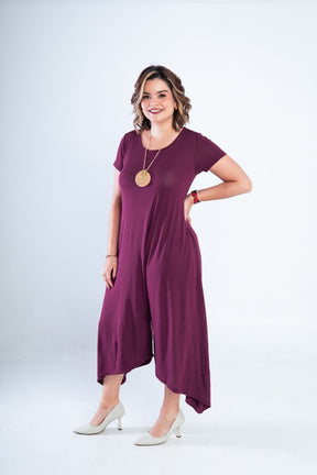 Macacão Origem - Gola Redonda com Barra Triangular em Viscolycra