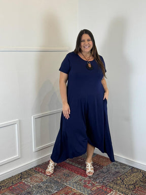 Macacão Origem - Gola Redonda com Barra Triangular em Viscolycra