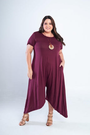 Macacão Origem - Gola Redonda com Barra Triangular em Viscolycra