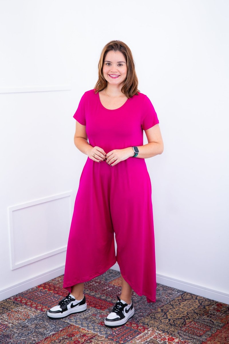 Macacão Origem - Gola Redonda com Barra Triangular em Viscolycra