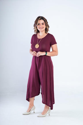 Macacão Origem - Gola Redonda com Barra Triangular em Viscolycra