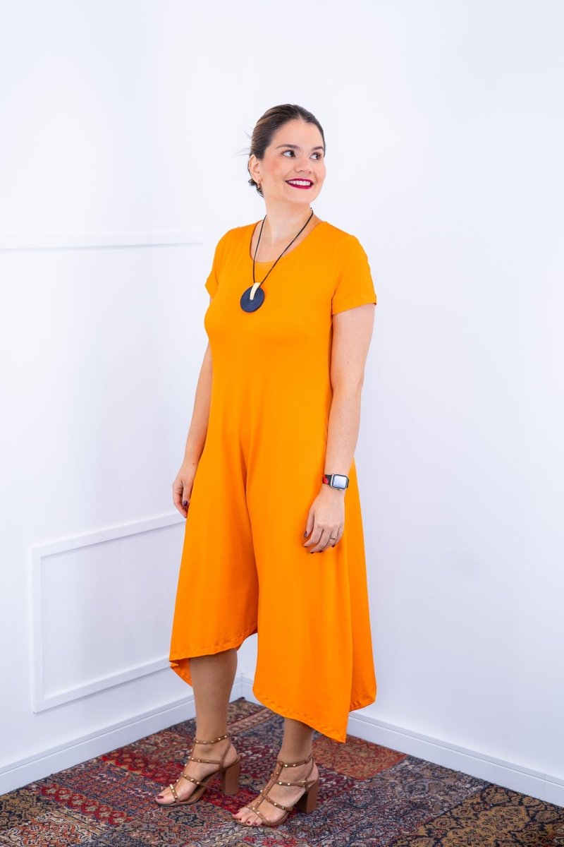 Macacão Origem - Gola Redonda com Barra Triangular em Viscolycra