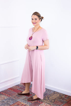 Macacão Origem - Gola Redonda com Barra Triangular em Viscolycra