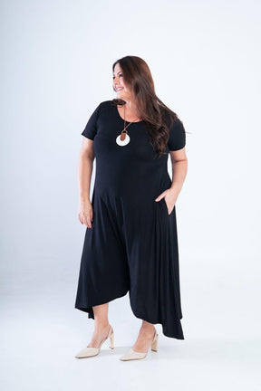 Macacão Origem - Gola Redonda com Barra Triangular em Viscolycra