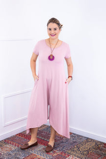 Macacão Origem - Gola Redonda com Barra Triangular em Viscolycra