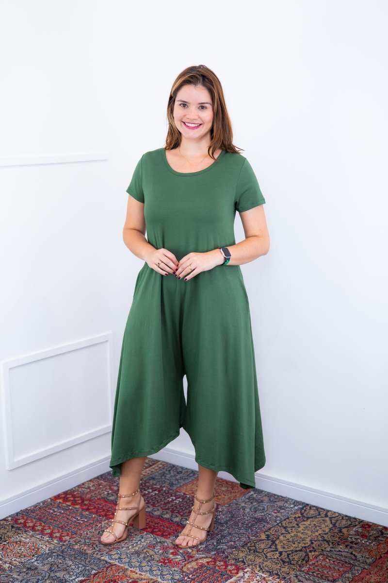 Macacão Origem - Gola Redonda com Barra Triangular em Viscolycra