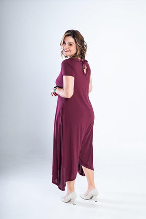 Macacão Origem - Gola Redonda com Barra Triangular em Viscolycra