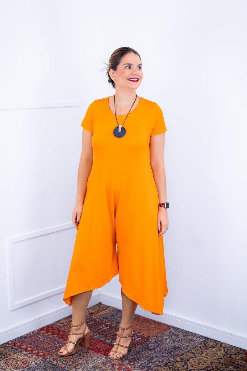 Macacão Origem - Gola Redonda com Barra Triangular em Viscolycra