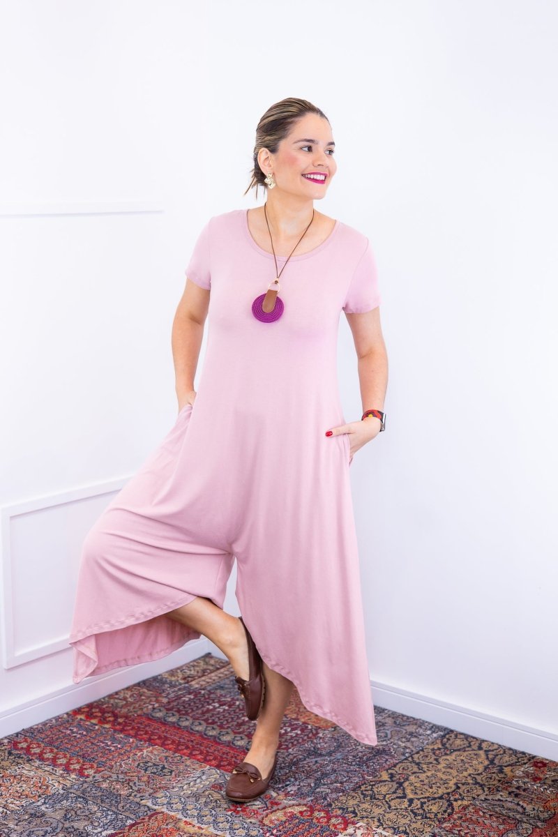 Macacão Origem - Gola Redonda com Barra Triangular em Viscolycra