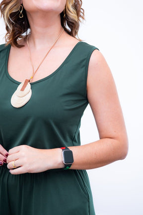 Macaquinho Dani - Regata com Bolsos Midi em Malha Confort