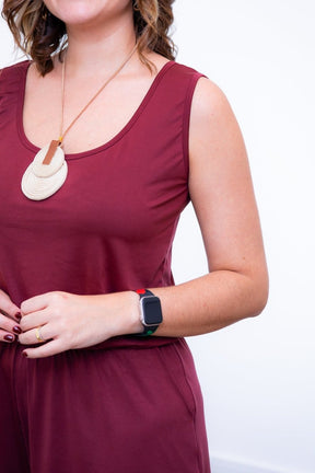 Macaquinho Dani - Regata com Bolsos Midi em Malha Confort