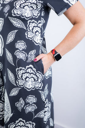 Macaquinho Jade - Midi com Mangas em Malha Confort Deluxe