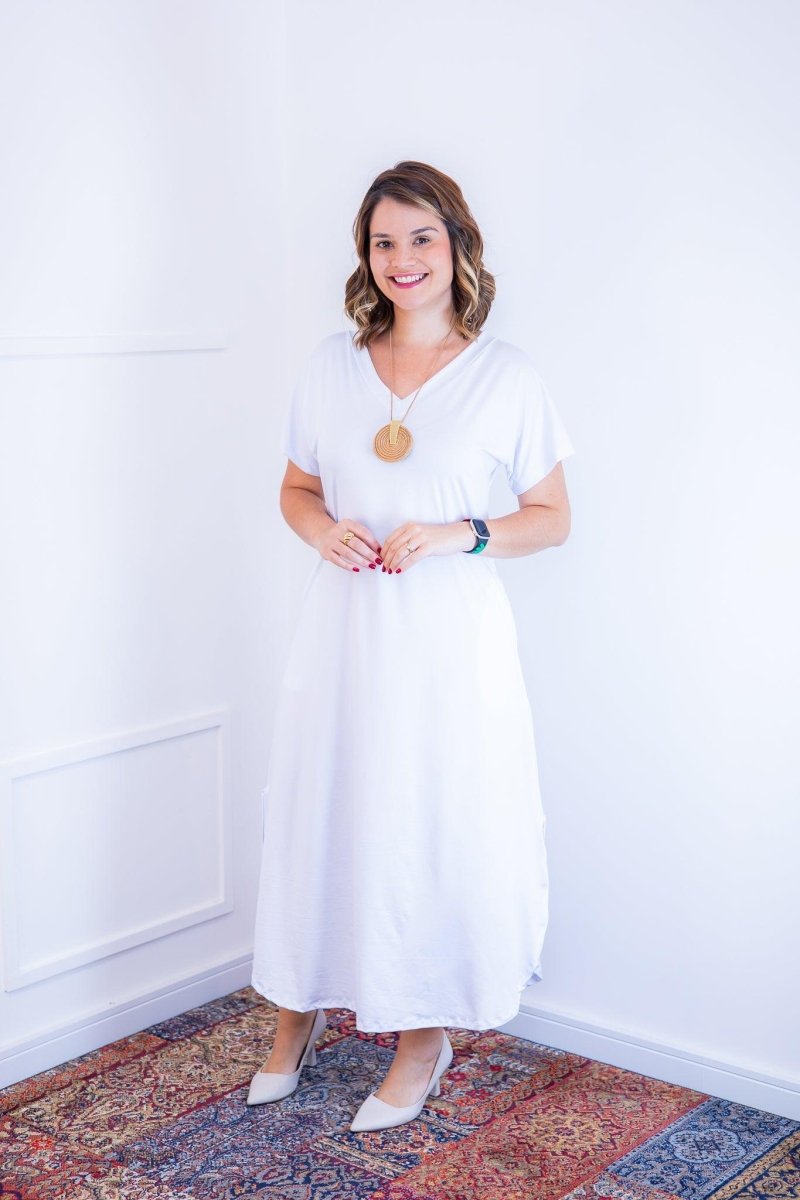 Vestido Antonella – Decote V com Fendas Laterais em Malha Confort