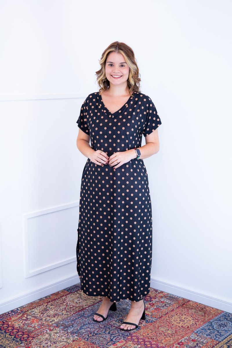 Vestido Antonella – Decote V com Fendas Laterais em Malha Confort