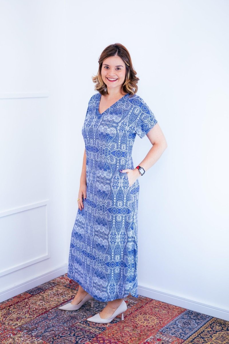 Vestido Antonella – Decote V com Fendas Laterais em Malha Confort