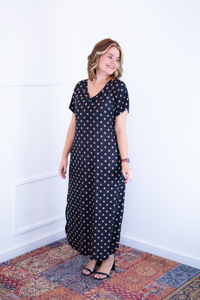 Vestido Antonella – Decote V com Fendas Laterais em Malha Confort