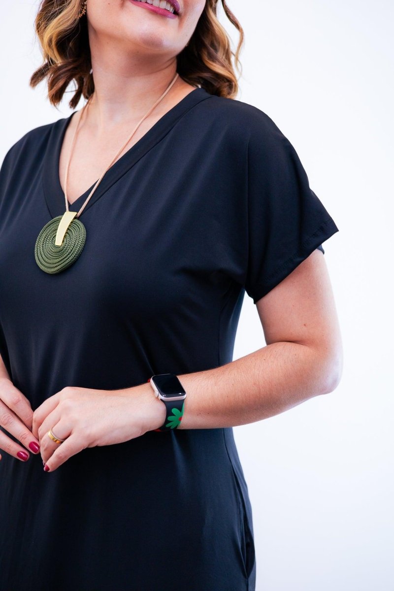 Vestido Antonella – Decote V com Fendas Laterais em Malha Confort