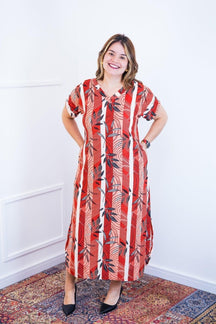 Vestido Antonella – Decote V com Fendas Laterais em Malha Confort