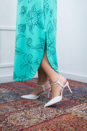 Vestido Antonella – Decote V com Fendas Laterais em Malha Confort Deluxe