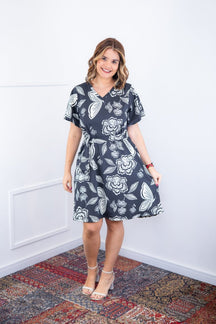 Vestido Letícia – Midi com Gola V em Malha Confort Deluxe