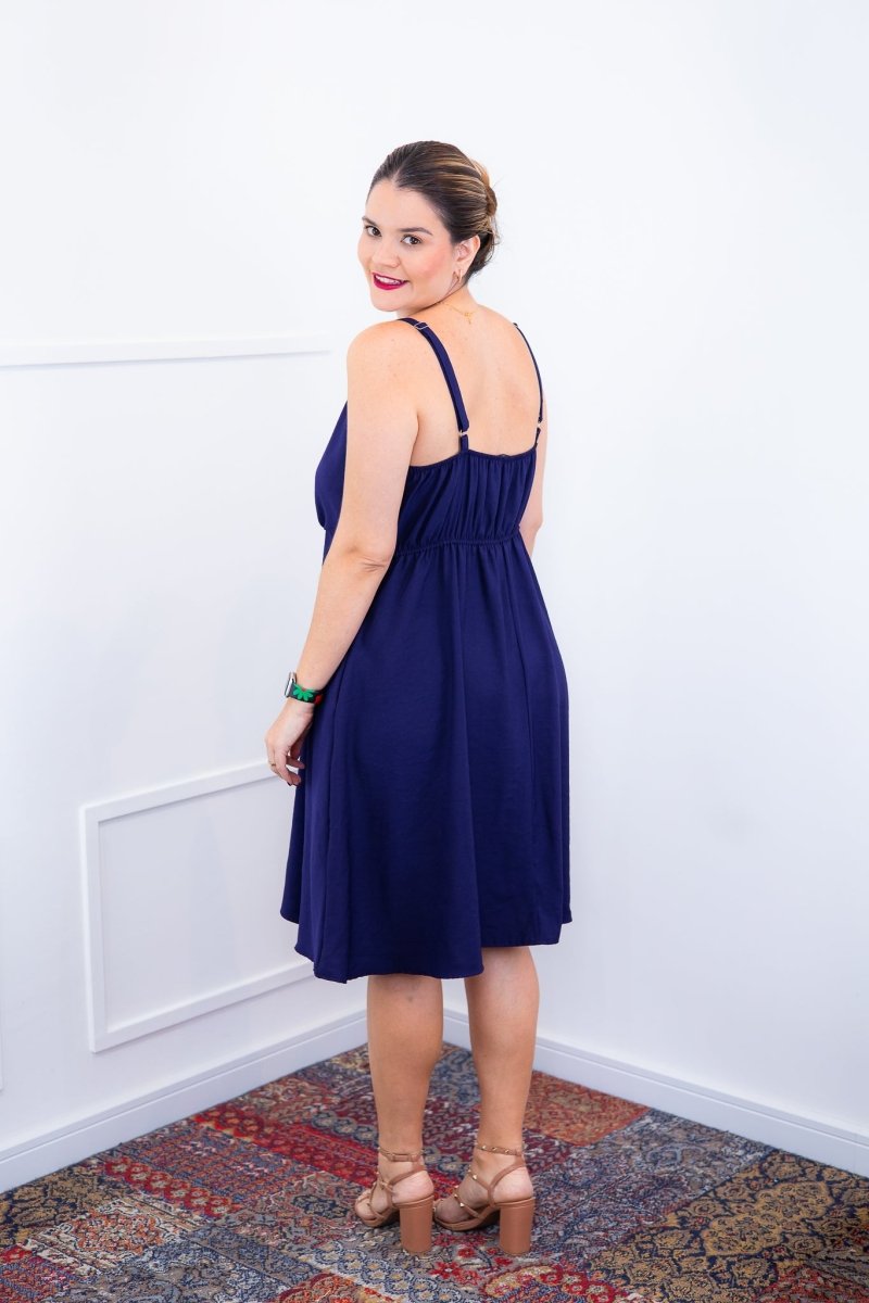 Vestido Malu – Alça Ajustável em Viscose Marrant com Saia Evasê e Bolsos