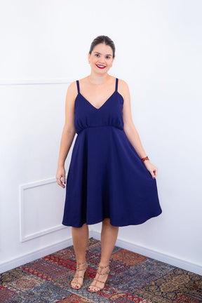 Vestido Malu – Alça Ajustável em Viscose Marrant com Saia Evasê e Bolsos