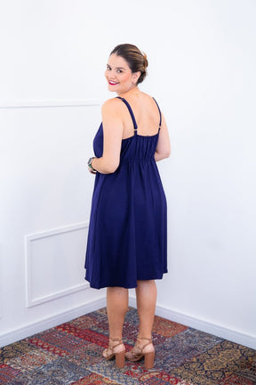 Vestido Malu – Alça Ajustável em Viscose Marrant com Saia Evasê e Bolsos