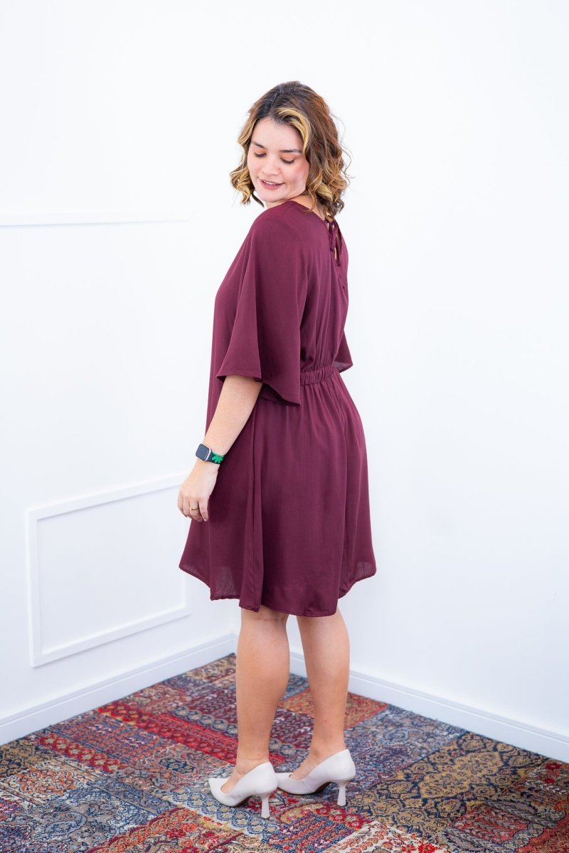 Vestido Sabrina - Decote V Manga Morcego em Viscolinho