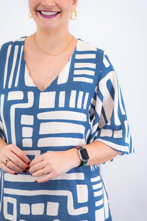 Vestido Sabrina - Decote V Manga Morcego em Viscolinho