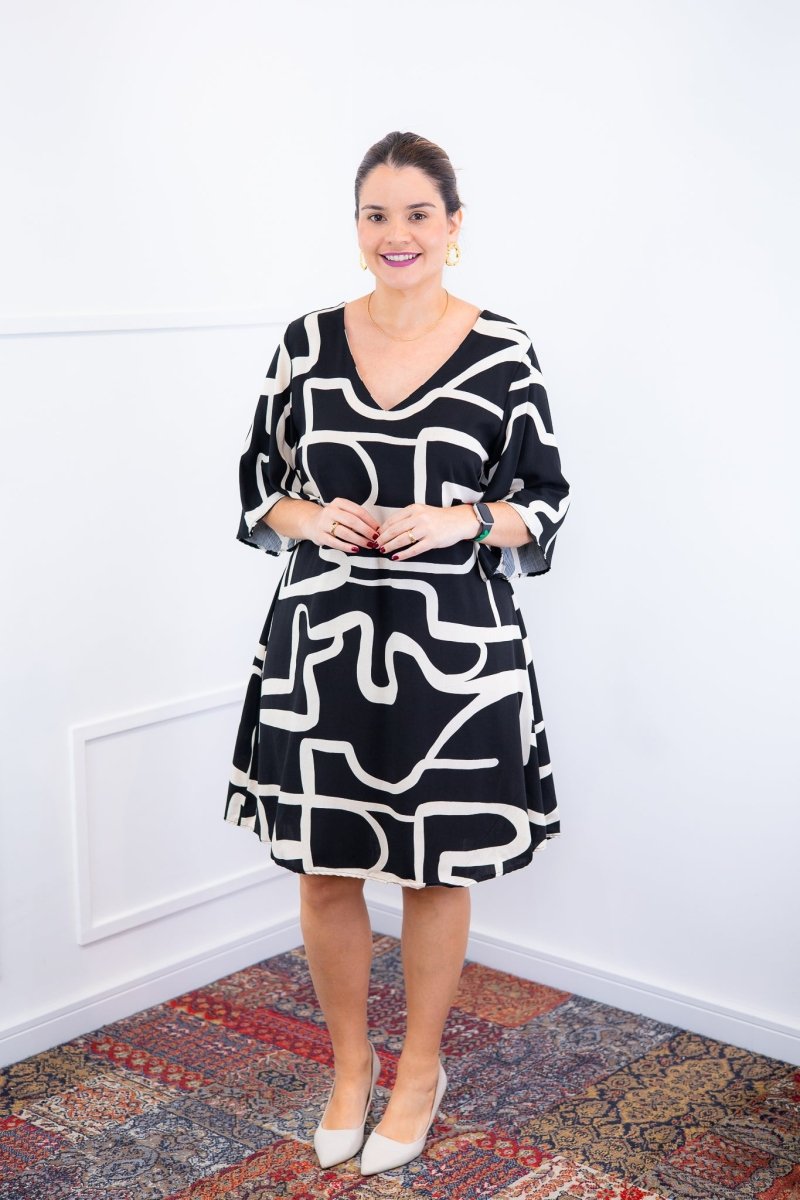 Vestido Sabrina - Decote V Manga Morcego em Viscolinho