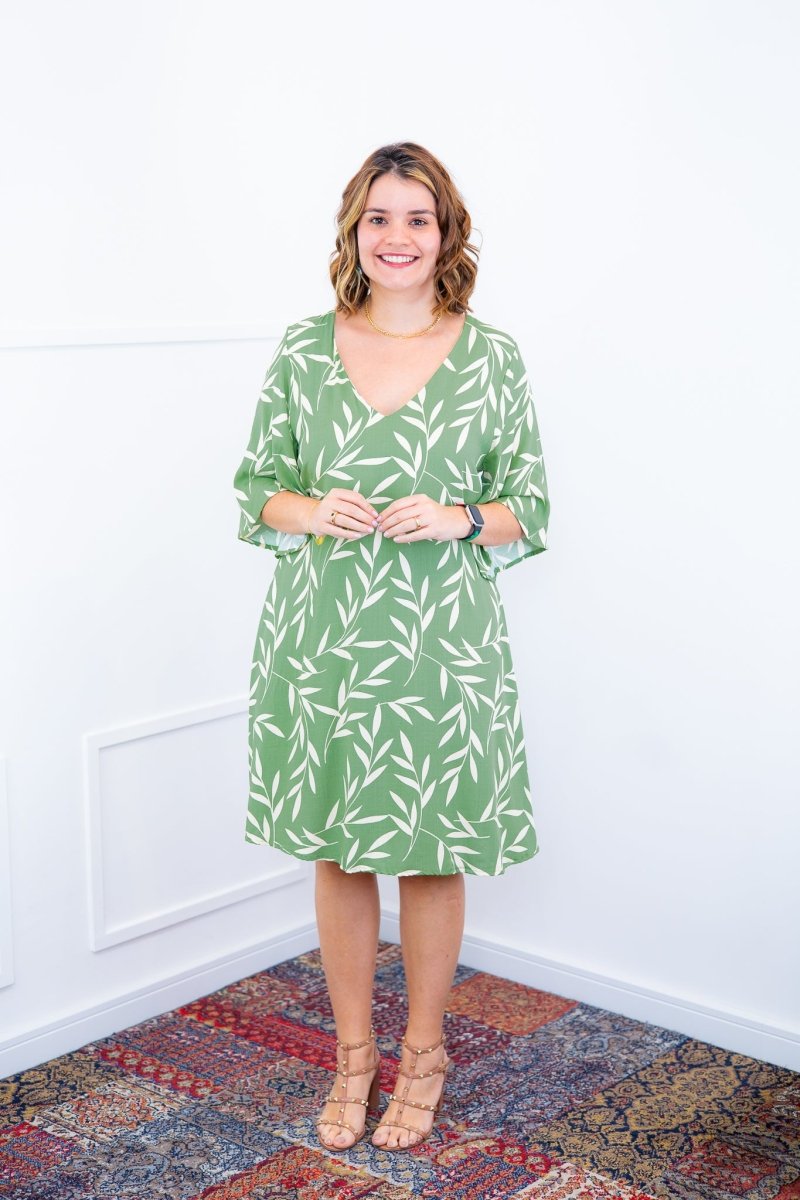 Vestido Sabrina - Decote V Manga Morcego em Viscolinho