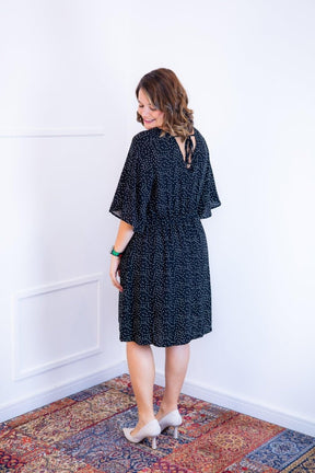 Vestido Sabrina - Decote V Manga Morcego em Viscolinho