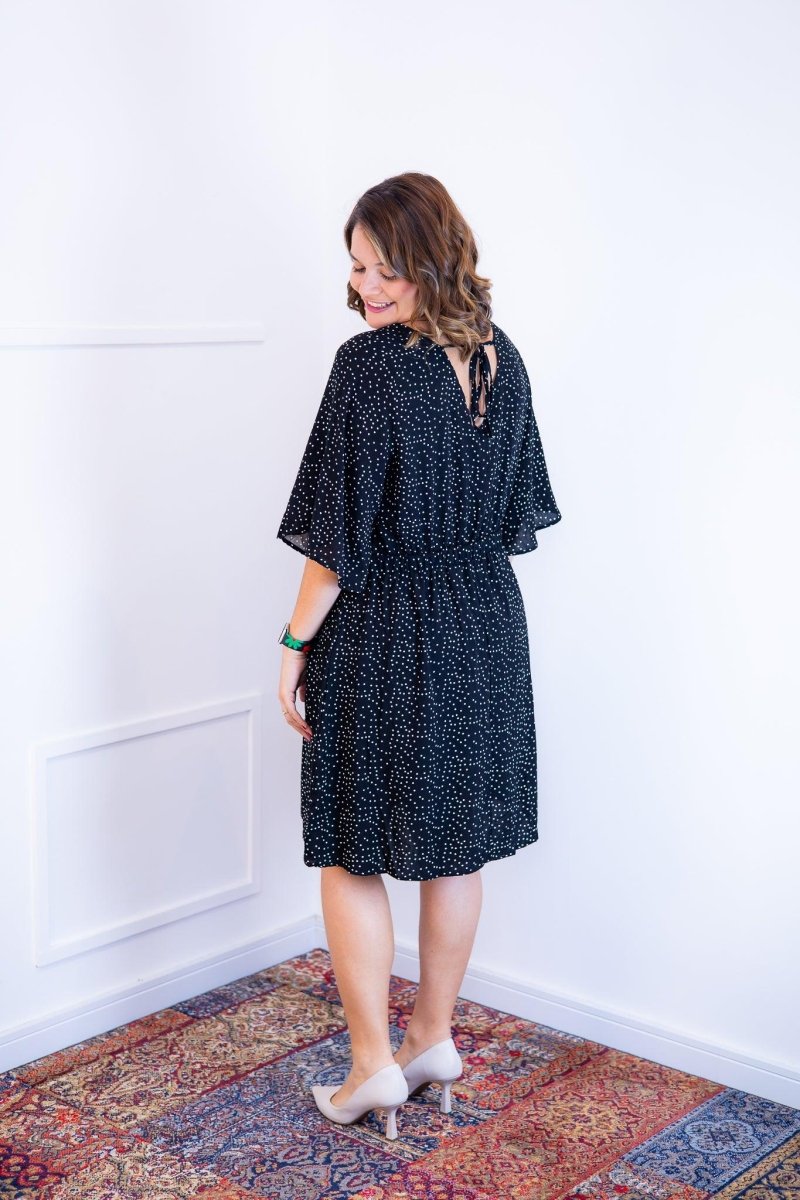 Vestido Sabrina - Decote V Manga Morcego em Viscolinho