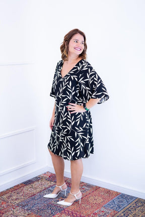 Vestido Sabrina - Decote V Manga Morcego em Viscolinho