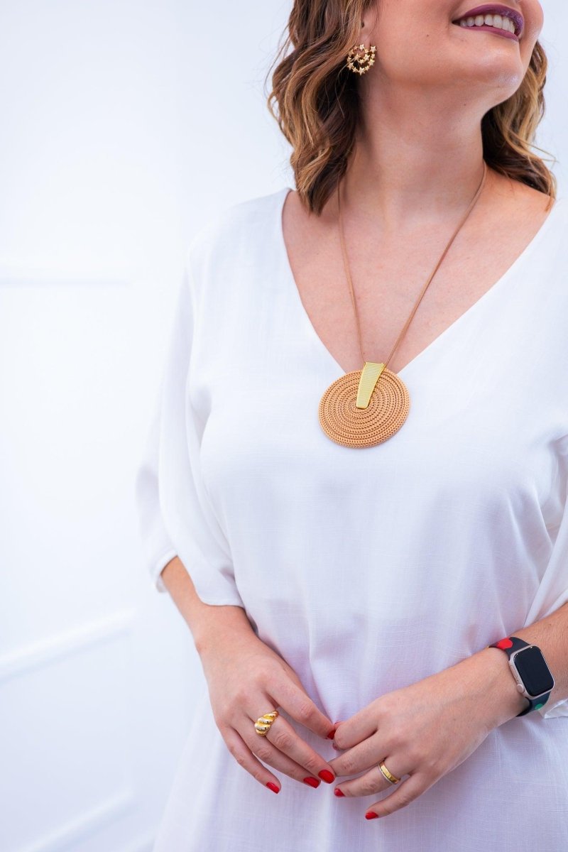 Vestido Sabrina - Decote V Manga Morcego em Viscolinho