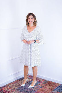 Vestido Sabrina - Decote V Manga Morcego em Viscolinho