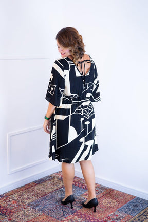 Vestido Sabrina - Decote V Manga Morcego em Viscolinho