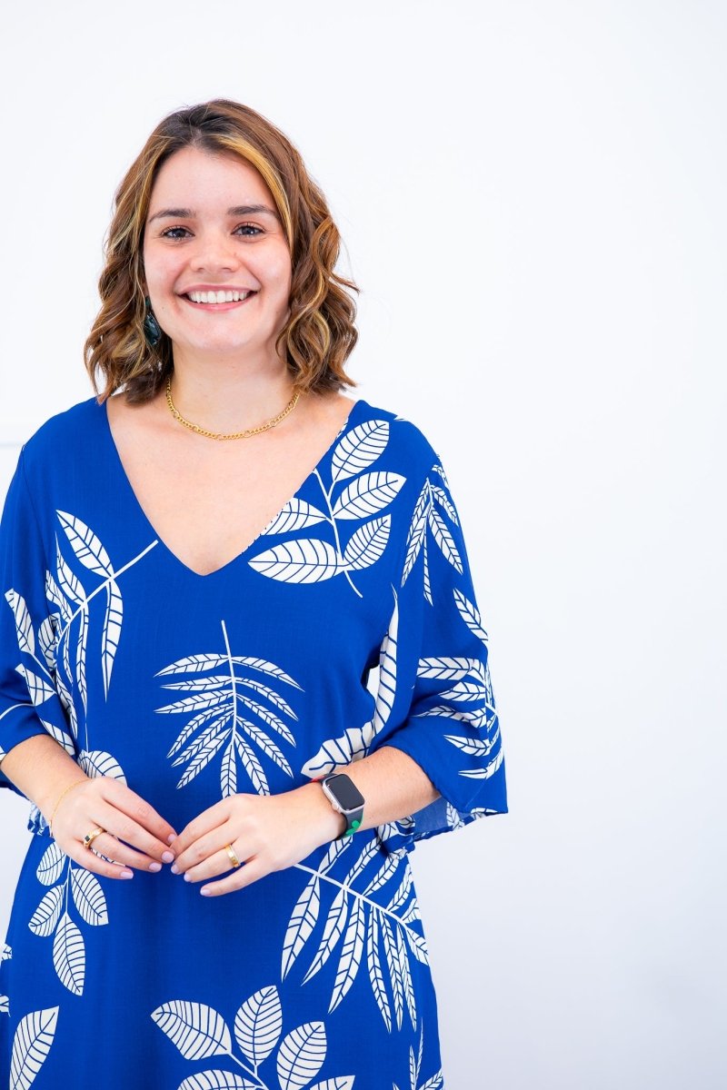 Vestido Sabrina - Decote V Manga Morcego em Viscolinho