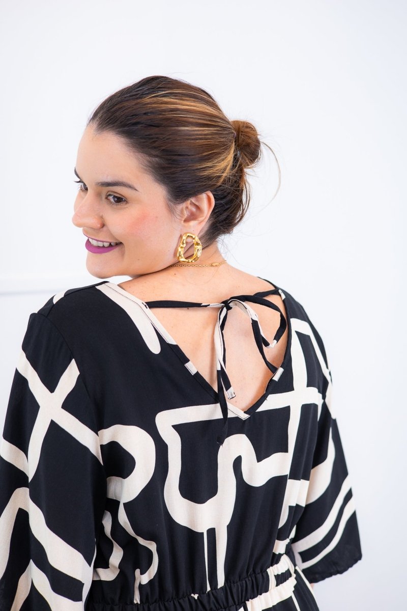 Vestido Sabrina - Decote V Manga Morcego em Viscolinho