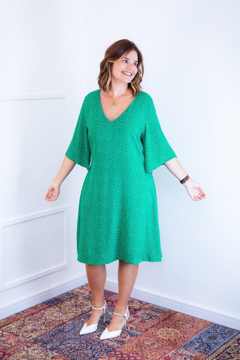 Vestido Sabrina - Decote V Manga Morcego em Viscolinho