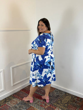 Vestido Sara - Malha Confort Deluxe Midi com Mangas e Bolsos