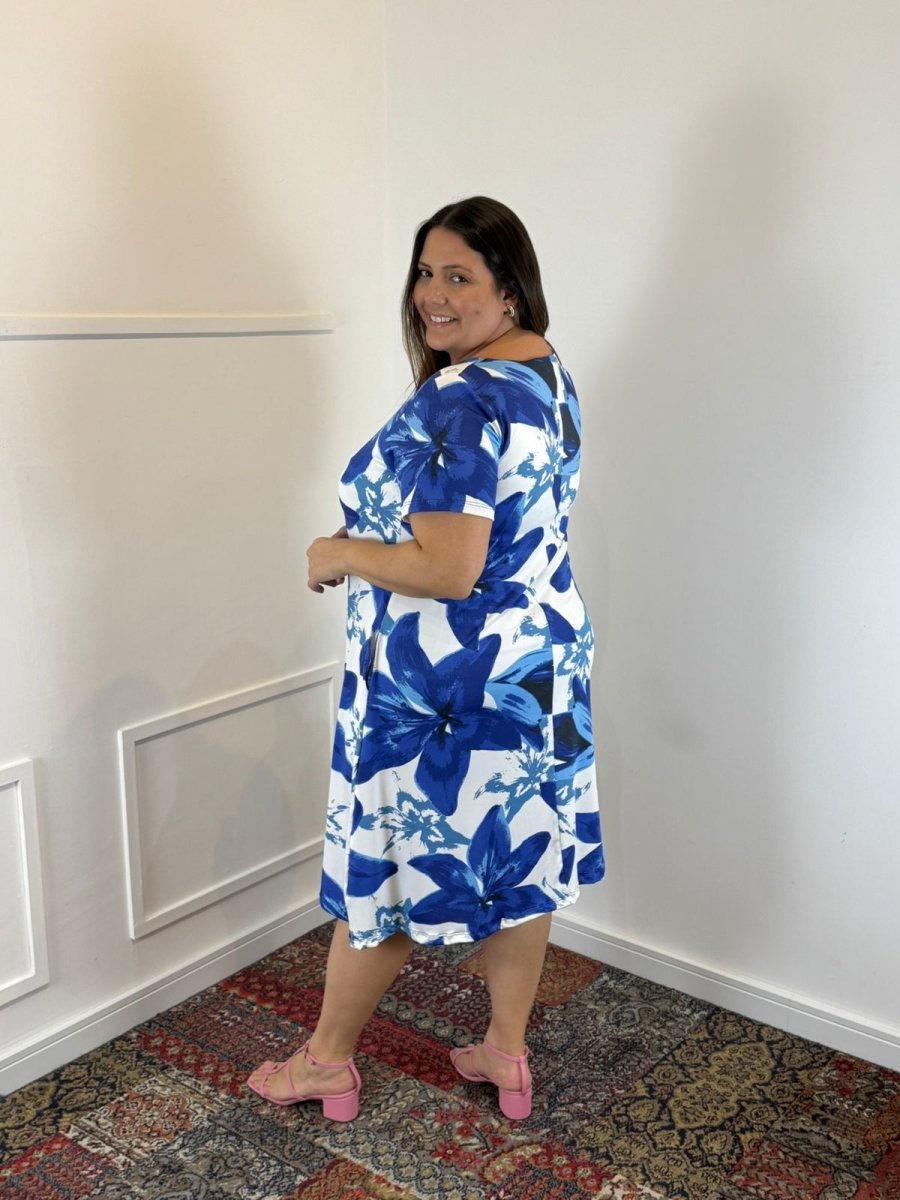 Vestido Sara - Malha Confort Deluxe Midi com Mangas e Bolsos