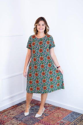 Vestido Sara - Malha Confort Midi com Manga