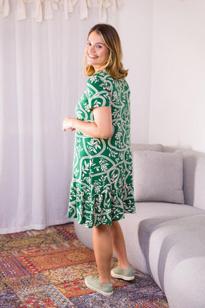 Vestido Verona - Babado Gola V e Manga Curta