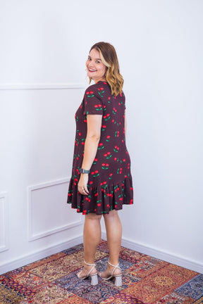 Vestido Verona - Babado Gola V e Manga Curta