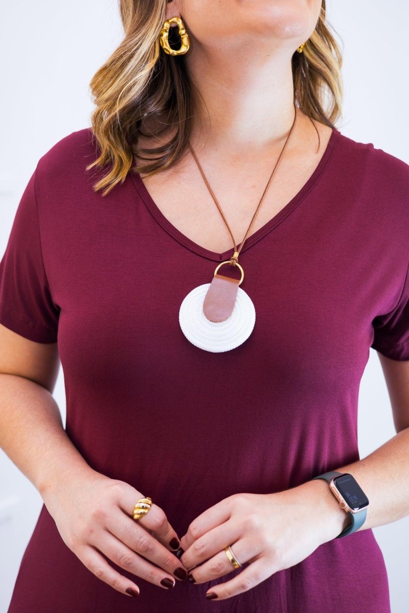 Vestido Verona - Babado Gola V e Manga Curta