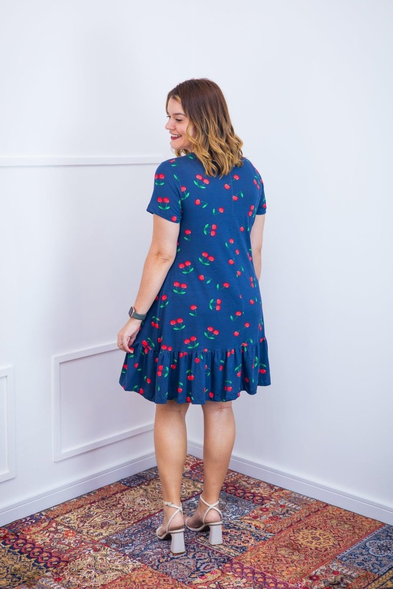 Vestido Verona - Babado Gola V e Manga Curta